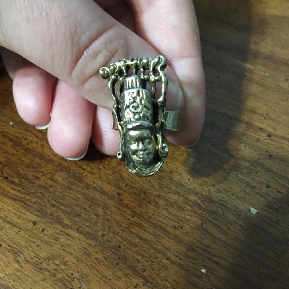 Antique ring